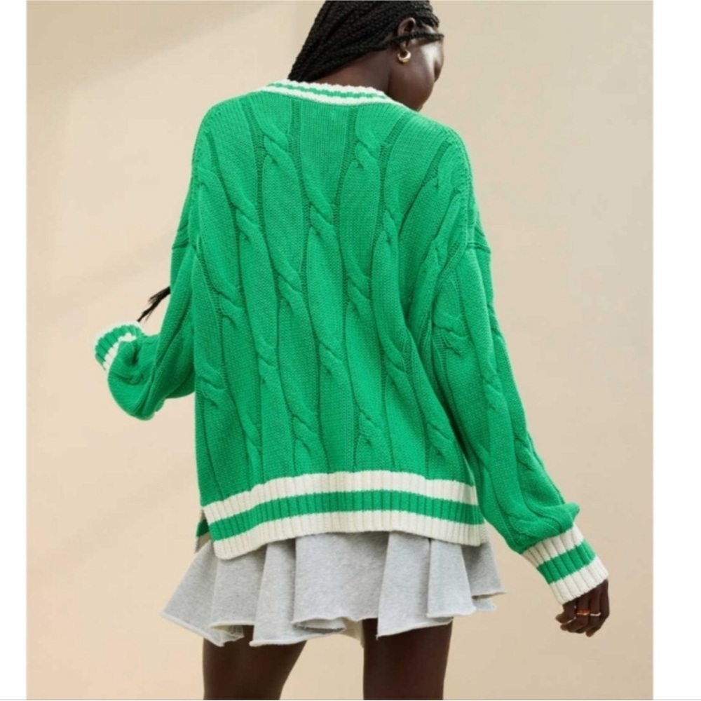 AERIE WOMENS CABLE V NECK SWEATER GREEN WHITE LARGE